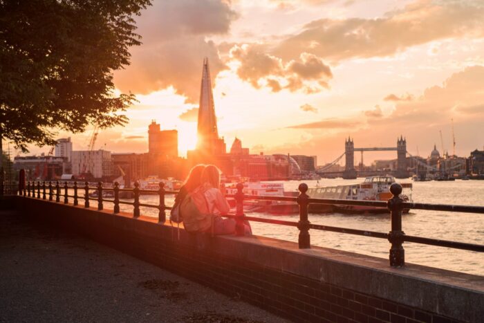 Sunset on the Thames. Photograph by Lucas Peng